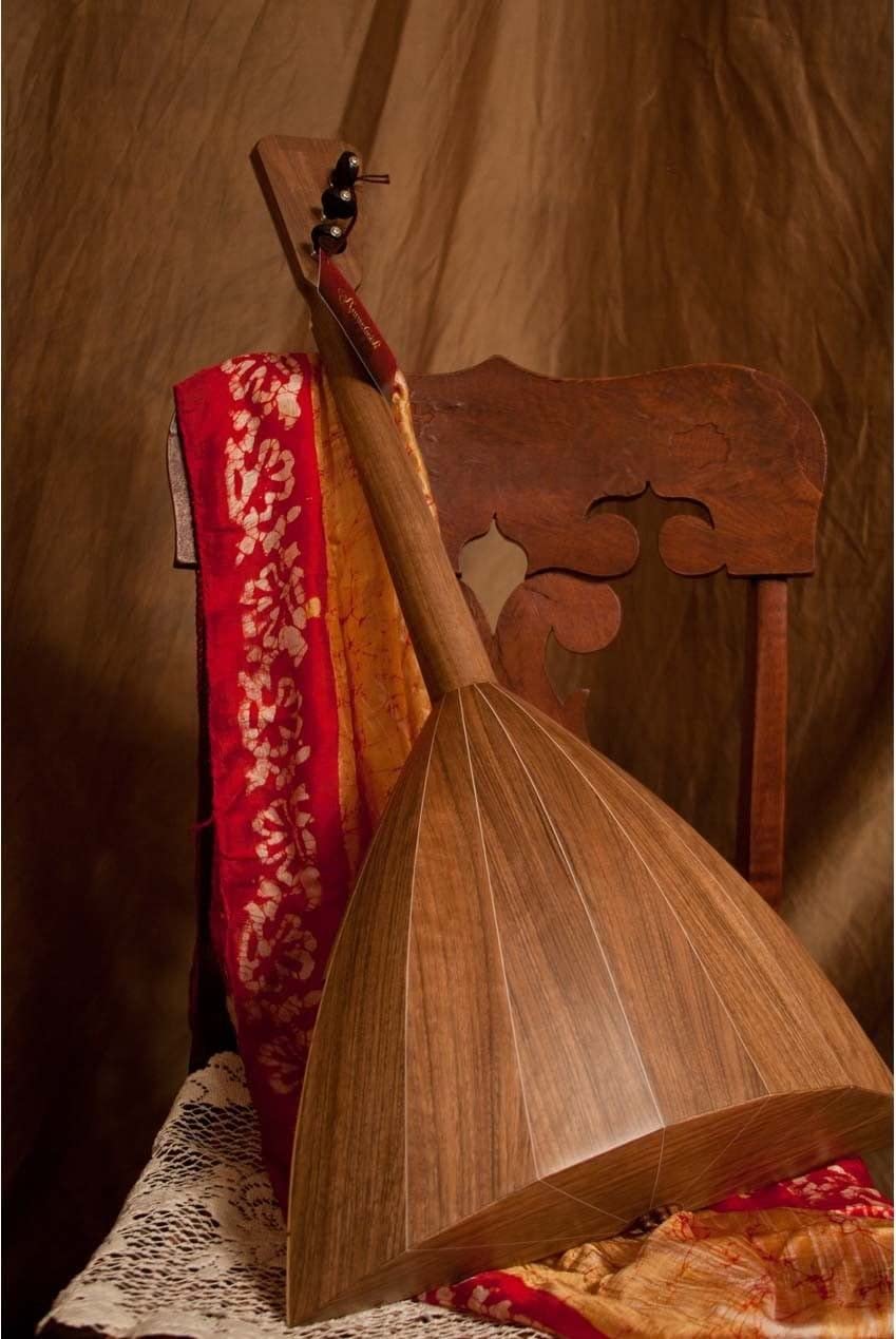 البالاليكا الروسية الجديدة، آل - مراجعة Musical Instrument Balalaika وسعره